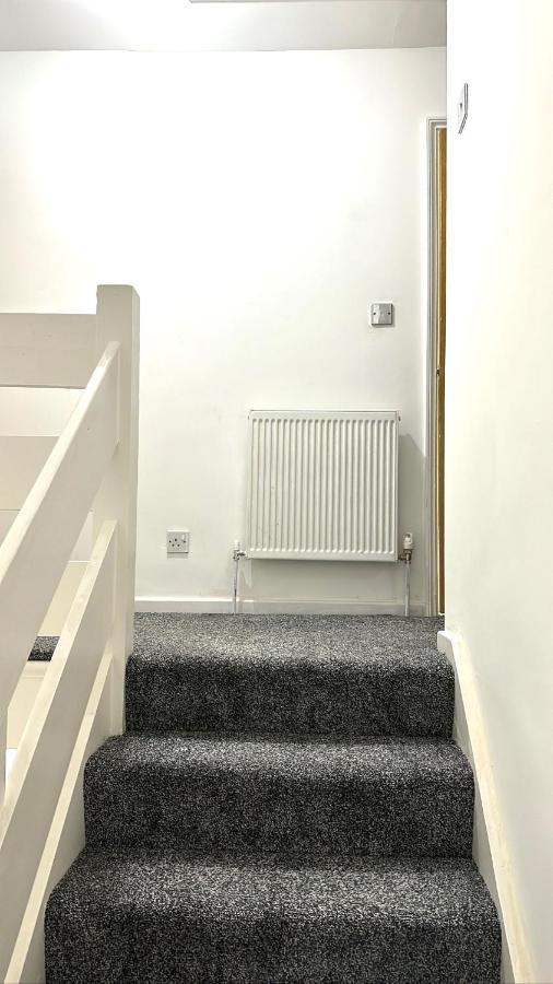 7 Venus Road Room 1 لندن المظهر الخارجي الصورة