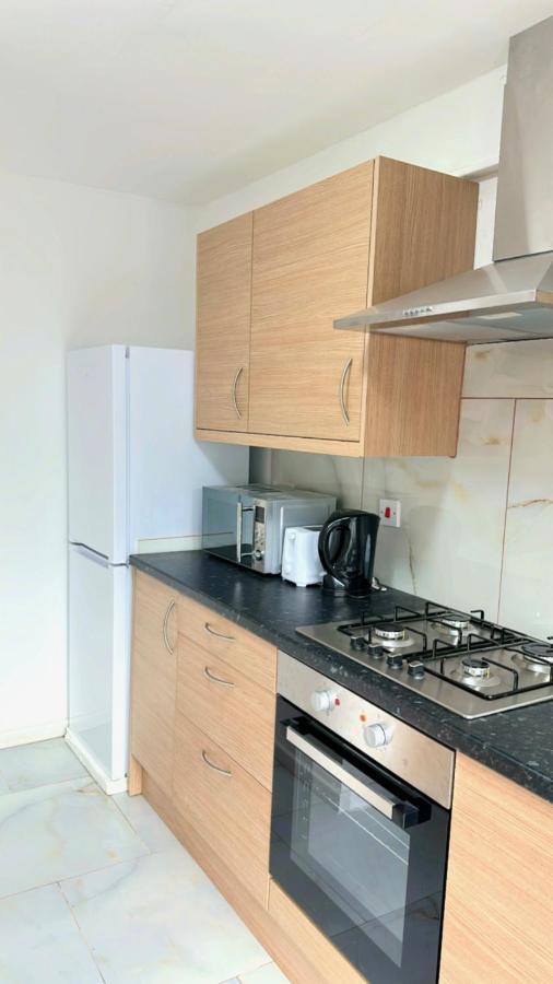 7 Venus Road Room 1 لندن المظهر الخارجي الصورة
